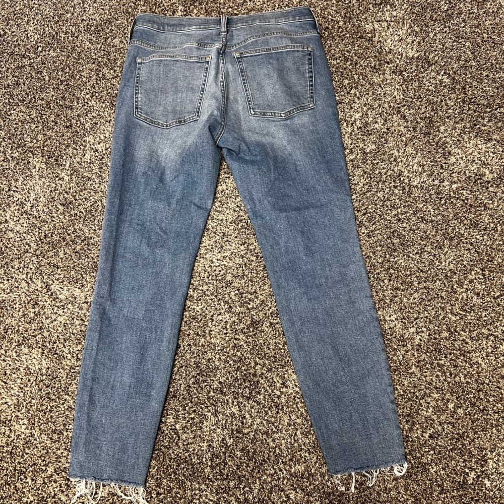 J.Crew 9" Toothpick High Rise Skinny Jeans Medium Wash Raw Hem Size 30 - Picture 2 of 10
